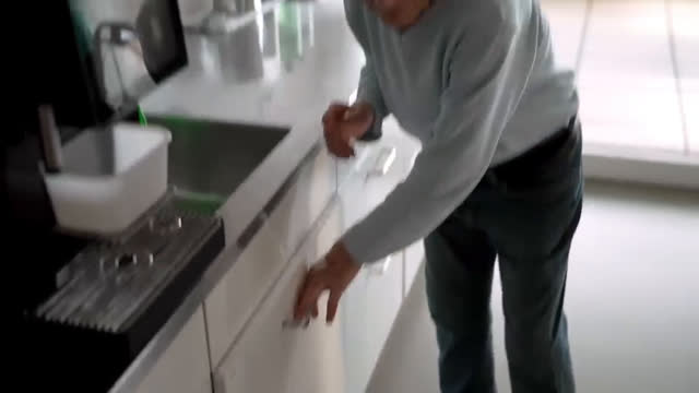 Das letzte Zuhause: 24 Stunden im Pflegeheim