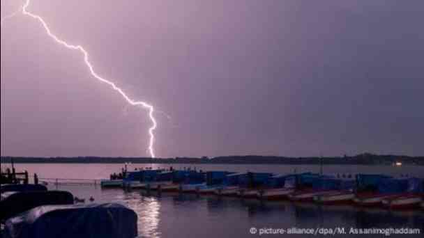 Why doesn't lightning kill fish? kostenlos streamen | dailyme