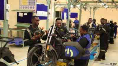 Can Uganda serve as a blueprint for Africa's mobility future? kostenlos streamen | dailyme
