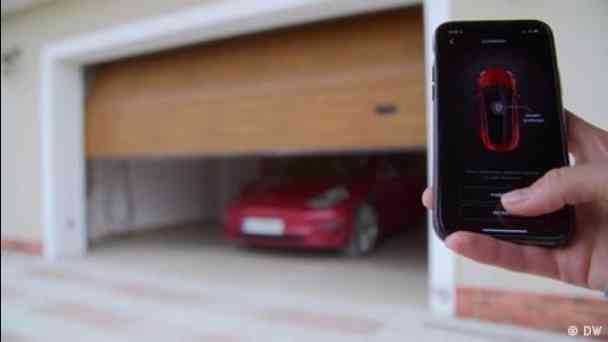 Smart cars, spying fears and security kostenlos streamen | dailyme