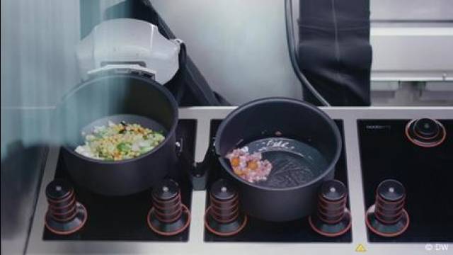 High-tech cooking – a robot chef