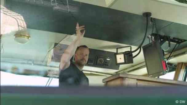 The ferry operator – an unsung hero kostenlos streamen | dailyme