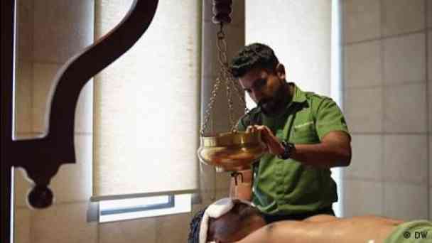India's Ayurveda industry: From tradition to big business kostenlos streamen | dailyme