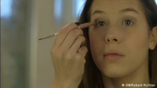 Life Links - #dropdeadgorgeous: Pushing perfection to the limit