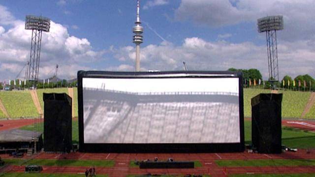 Größte transportable Leinwand