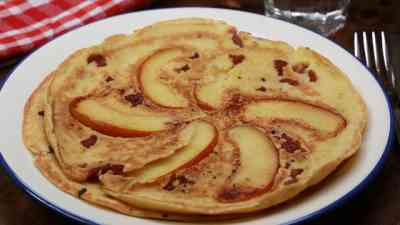 Apfel-Thymian-Speckpfannkuchen kostenlos streamen | dailyme