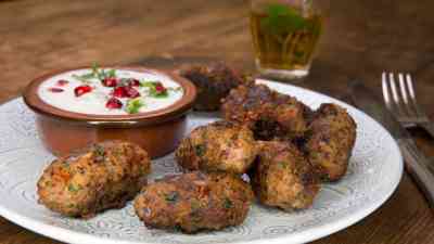 Hackfleisch-Kebabs kostenlos streamen | dailyme