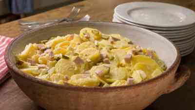 Omas Bester Kartoffelsalat mit Mayonnaise kostenlos streamen | dailyme