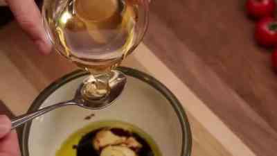 Balsamico-Senf-Honig-Dressing kostenlos streamen | dailyme