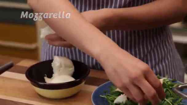 Rucolasalat mit Feigen Mozzarella Parmesan kostenlos streamen | dailyme