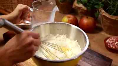 Apfel-Thymian-Speckpfannkuchen kostenlos streamen | dailyme