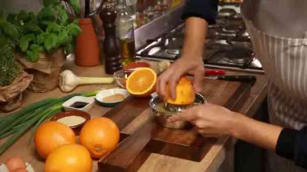 Orangenhuhn aus dem Ofen mit Sesam kostenlos streamen | dailyme
