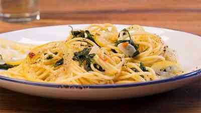 Spaghetti aglio olio e peperoncino kostenlos streamen | dailyme