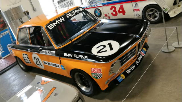 BMW 2002 Ausstellung - BMW Car Club of America