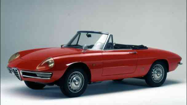 Reifeprüfung: Mit dem Alfa Romeo Spider Duetto zum Alfa-Museum in Mailand kostenlos streamen | dailyme