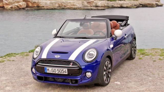 Mini Cooper S vs Cabrio