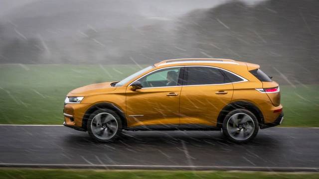 DS DS7 Crossback