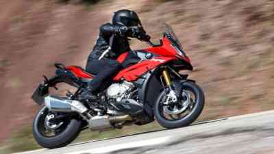 BMW S1000 XR kostenlos streamen | dailyme