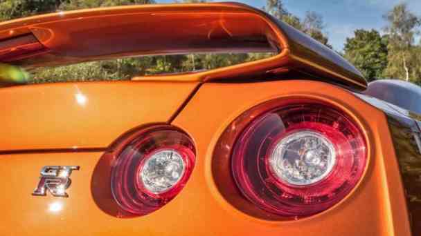 Nissan GT-R - Spitzname: Godzilla kostenlos streamen | dailyme
