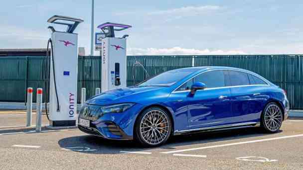 Motoren-Tuner AMG am Ende? Was kann am Elektro-AMG EQE 53 gepimpt werden? kostenlos streamen | dailyme