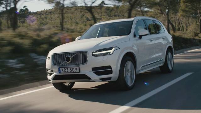 1,8 L/100km im Volvo S60 T8 Hybrid - Wie realistisch ist der Bilderbuch-Verbrauch?