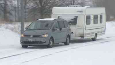 Caravan Tutorial Teil 2: Fahren mit Anhanger kostenlos streamen | dailyme