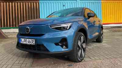 Volvo C40 Winterfahrt kostenlos streamen | dailyme