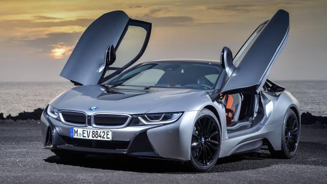 Motorstories - s1 | e5 - New Age trifft Oldschool - Im BMW i8 durch LA