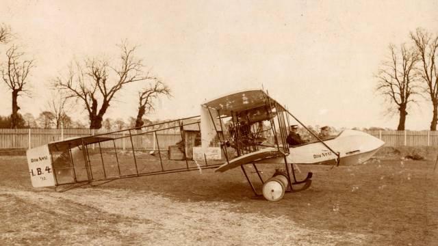 Motorvision Specials - s1 | e9 - Vintage Airplane Show