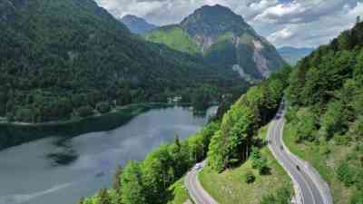 Alpen Marathon - s1 | e7 - Motorradland Kärnten, Teil 2 kostenlos streamen | dailyme