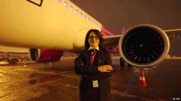 Abgehoben: Wie sieht der Berufsalltag einer Pilotin aus? kostenlos streamen | dailyme