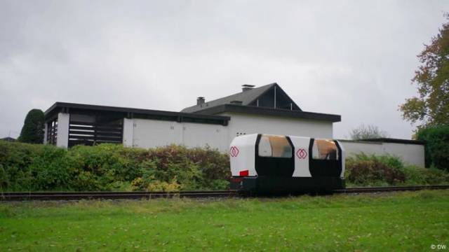 Hier kommt der Monocab - Deutschlands Einschienenbahn
