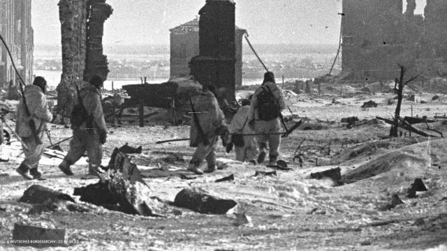 Zweiter Weltkrieg – Stalingrad Mythos einer Schlacht