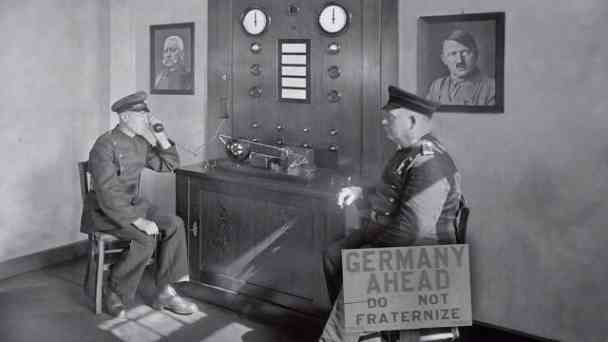 Erkenne deinen Feind - Frank Capra´s Here is Germany kostenlos streamen | dailyme